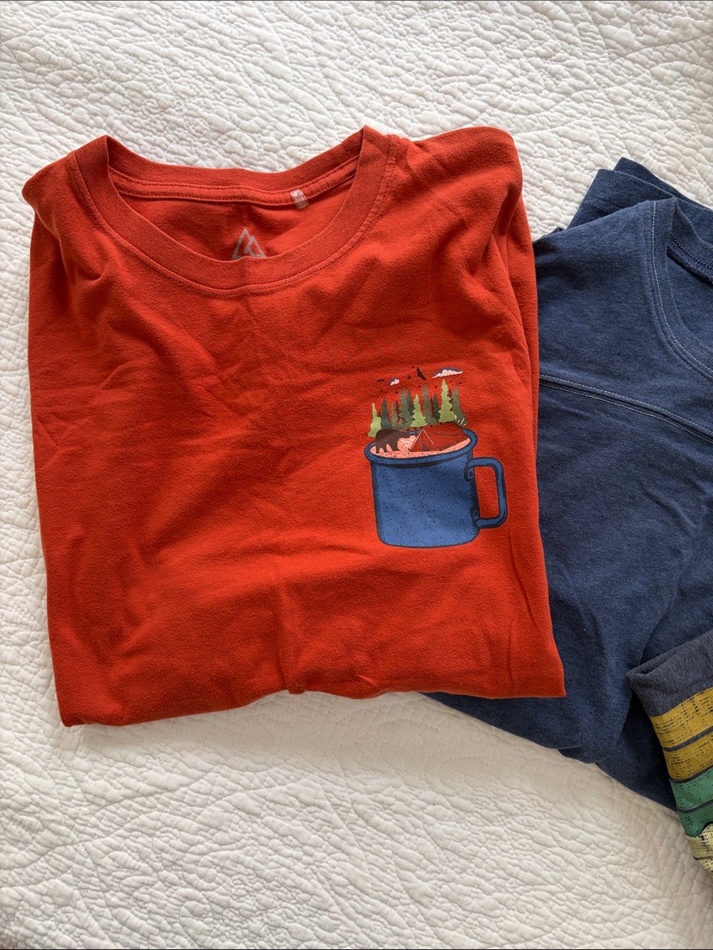 Alpine Red Graphic Pocket Mug T-Shirt